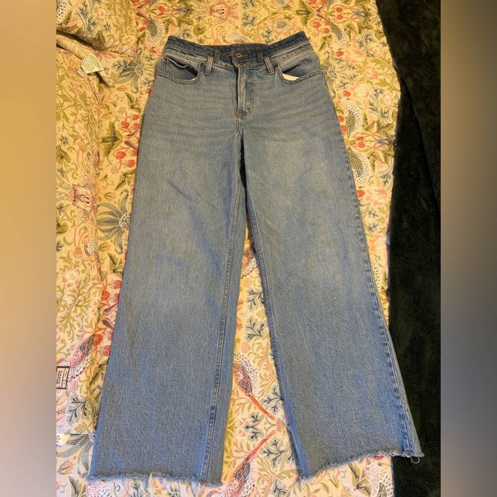 Abercrombie Relaxed Fit Button Fly Jean